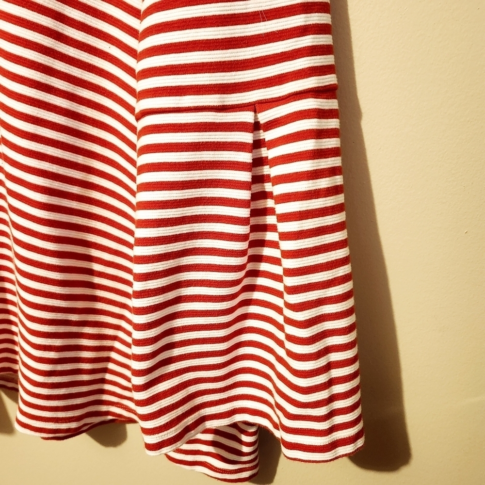 *3 for $30* In Every Story Red and White Stripped Kit Top - Picture 4 of 6